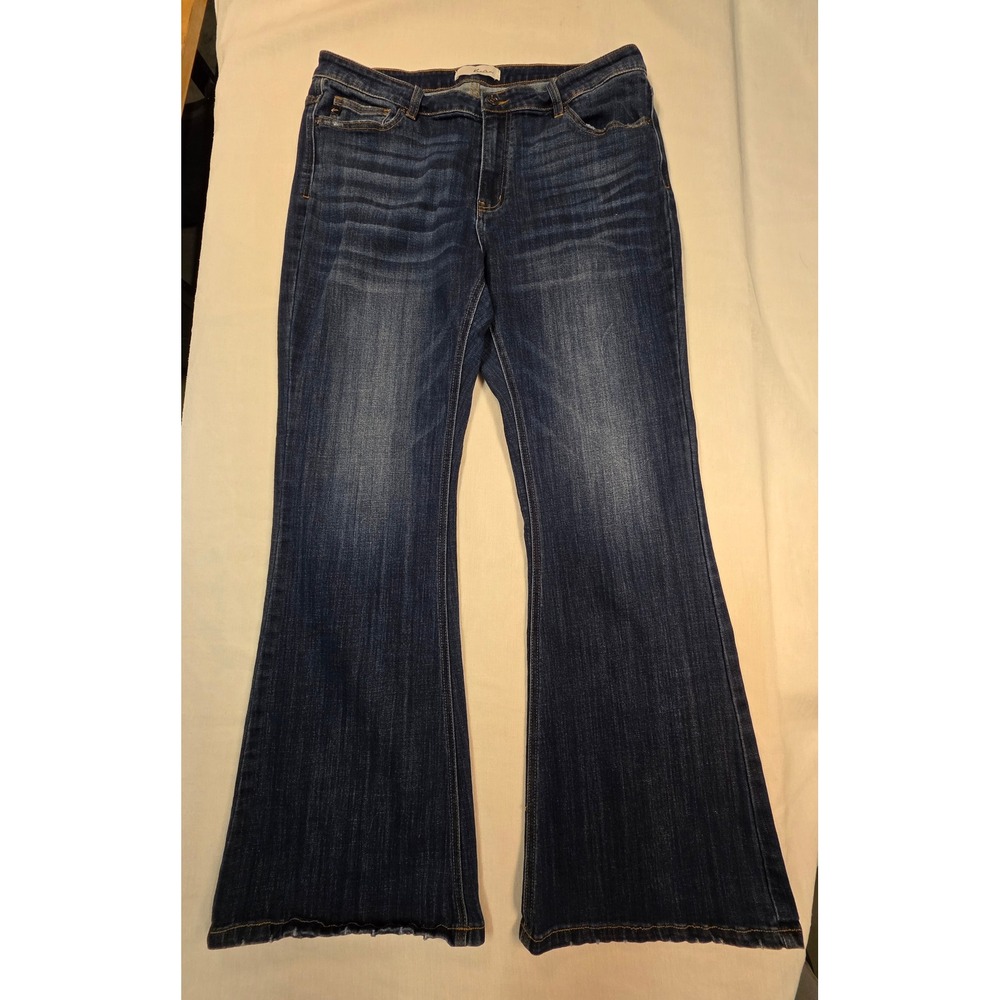 KanCan Women 2XL Dark Wash Flare Jeans Mid Rise Raw Hem Plus Size boho indie Y2K - Picture 2 of 8